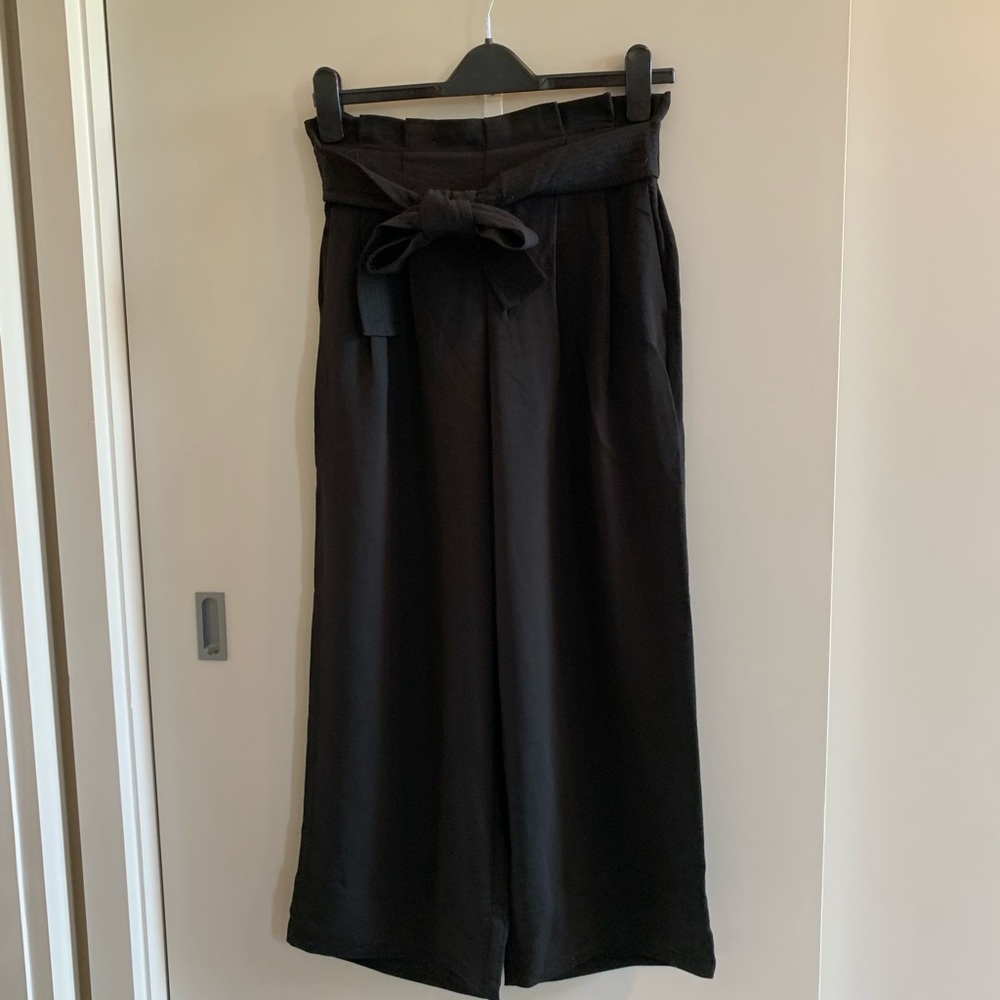 Wide leg paper bag pant